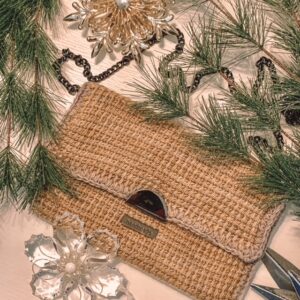 holiday clutch crochet pattern
